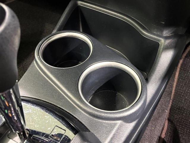 アクア クロスオーバー　グラム　純正ナビ　バックカメラ　セーフティセンス　スマートキー　前席シートヒーター　ＬＥＤヘッドランプ　オートライト　ＥＴＣ　ドライブレコーダー　ハーフレザーシート　ステアリングスイッチ　禁煙車（40枚目）