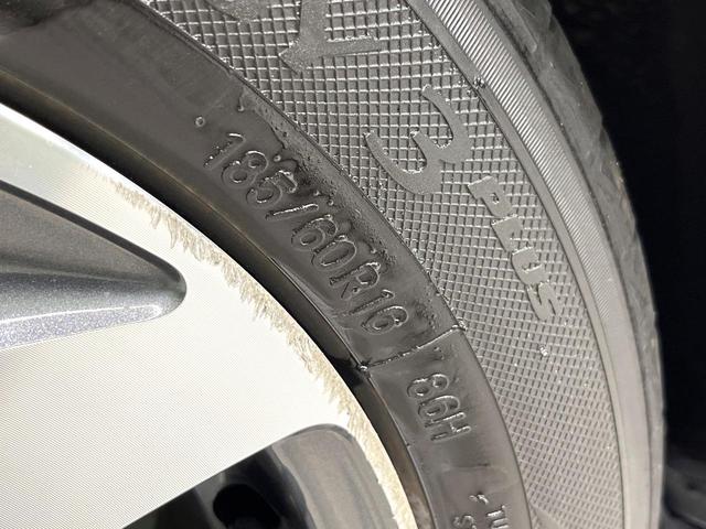 アクア クロスオーバー　グラム　純正ナビ　バックカメラ　セーフティセンス　スマートキー　前席シートヒーター　ＬＥＤヘッドランプ　オートライト　ＥＴＣ　ドライブレコーダー　ハーフレザーシート　ステアリングスイッチ　禁煙車（65枚目）