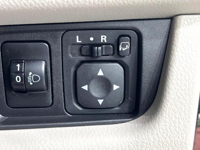 デイズ Ｊ　オーディオ　ＣＤ再生　電動格納ミラー　パワーウィンドウ　リモコンキー　プライバシーガラス　アームレスト　禁煙車　衝突安全ボディ　盗難防止システム（5枚目）