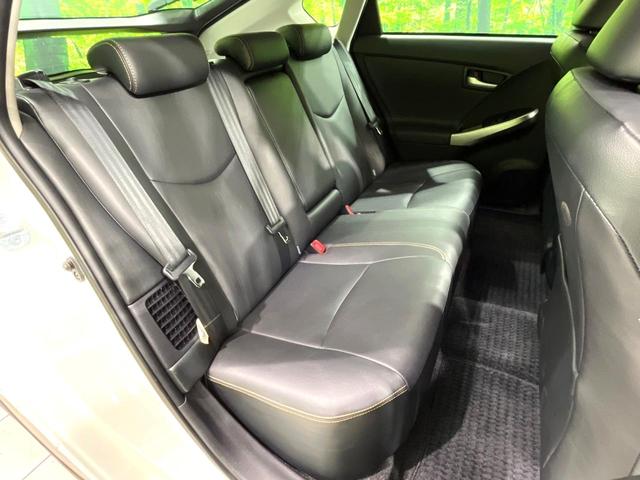 プリウス Ｓツーリングセレクション・マイコーデ　純正ナビ　バックカメラ　ＬＥＤヘッドランプ　ＥＴＣ　Ｂｌｕｅｔｏｏｔｈ再生　スマートキー　ヘッドランプウォッシャー　オートエアコン　アームレスト　純正１７インチアルミ　禁煙車（9枚目）