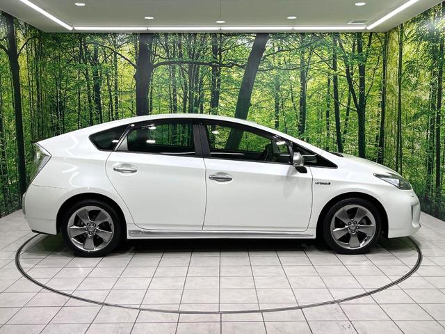 プリウス Ｓツーリングセレクション・マイコーデ　純正ナビ　バックカメラ　ＬＥＤヘッドランプ　ＥＴＣ　Ｂｌｕｅｔｏｏｔｈ再生　スマートキー　ヘッドランプウォッシャー　オートエアコン　アームレスト　純正１７インチアルミ　禁煙車（59枚目）