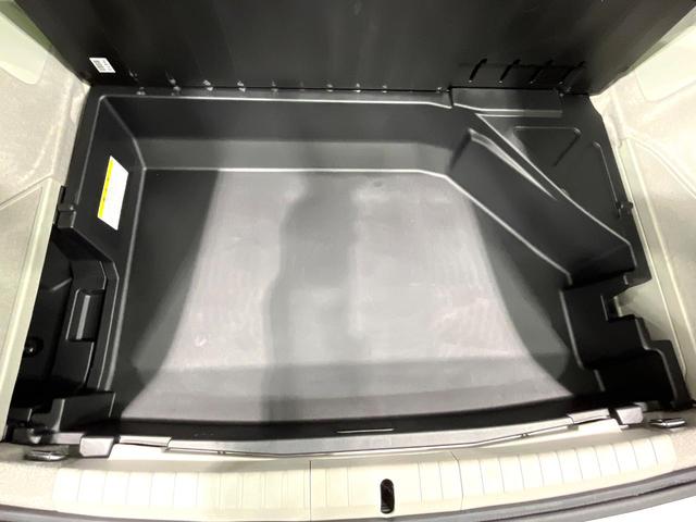 プリウス Ｓツーリングセレクション・マイコーデ　純正ナビ　バックカメラ　ＬＥＤヘッドランプ　ＥＴＣ　Ｂｌｕｅｔｏｏｔｈ再生　スマートキー　ヘッドランプウォッシャー　オートエアコン　アームレスト　純正１７インチアルミ　禁煙車（65枚目）