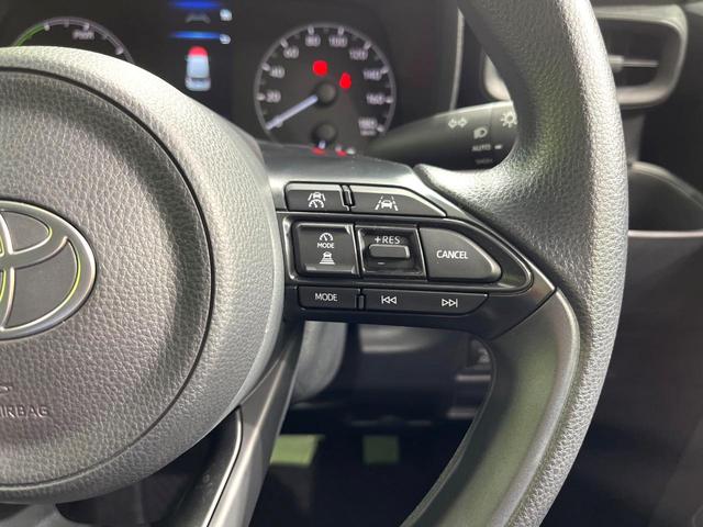 シエンタ ハイブリッドＸ　登録済未使用車　７人乗り　セーフティセンス　電動スライドドア　レーダークルーズコントロール　スマートキー　ＬＥＤヘッドランプ　車線逸脱警報　オートマチックハイビーム　ヘッドライトレベライザー（5枚目）