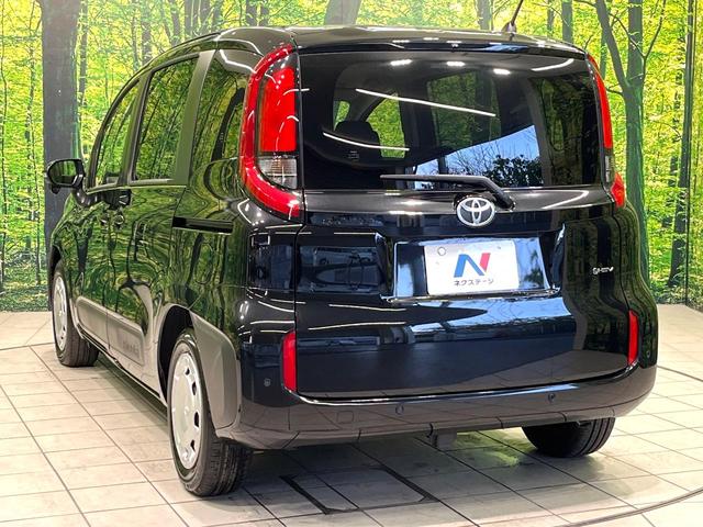 シエンタ ハイブリッドＸ　登録済未使用車　７人乗り　セーフティセンス　電動スライドドア　レーダークルーズコントロール　スマートキー　ＬＥＤヘッドランプ　車線逸脱警報　オートマチックハイビーム　ヘッドライトレベライザー（50枚目）