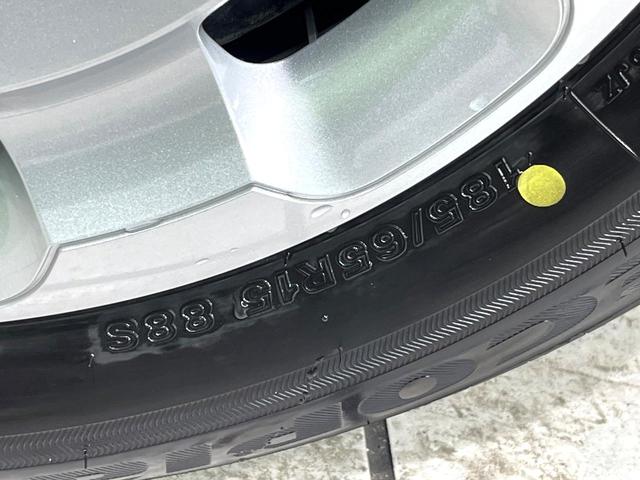 シエンタ ハイブリッドＸ　登録済未使用車　７人乗り　セーフティセンス　電動スライドドア　レーダークルーズコントロール　スマートキー　ＬＥＤヘッドランプ　車線逸脱警報　オートマチックハイビーム　ヘッドライトレベライザー（54枚目）