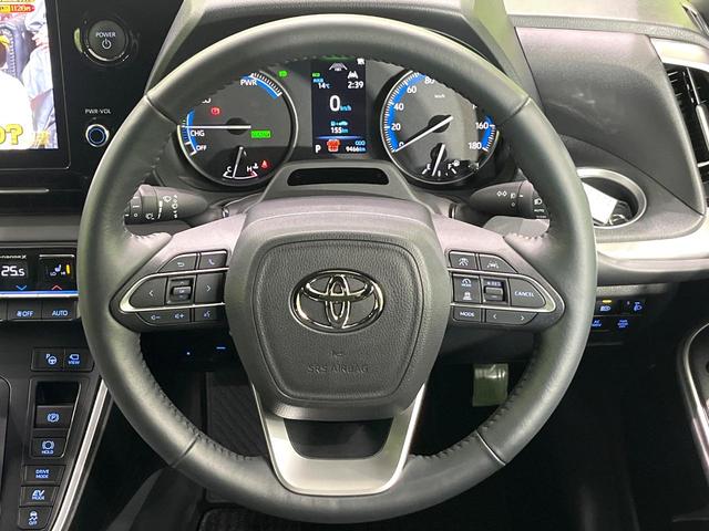 ノア ハイブリッドＳ－Ｇ　純正１０．５型ナビ　トヨタチームメイト　快適利便ＰＫＧ　後席モニター　ユニバーサルステップ　全周囲カメラ　衝突被害軽減システム　レーダークルーズ　ＬＥＤヘッド　ＥＴＣ２．０　オートハイビーム（12枚目）