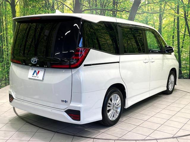 ノア ハイブリッドＳ－Ｇ　純正１０．５型ナビ　トヨタチームメイト　快適利便ＰＫＧ　後席モニター　ユニバーサルステップ　全周囲カメラ　衝突被害軽減システム　レーダークルーズ　ＬＥＤヘッド　ＥＴＣ２．０　オートハイビーム（18枚目）