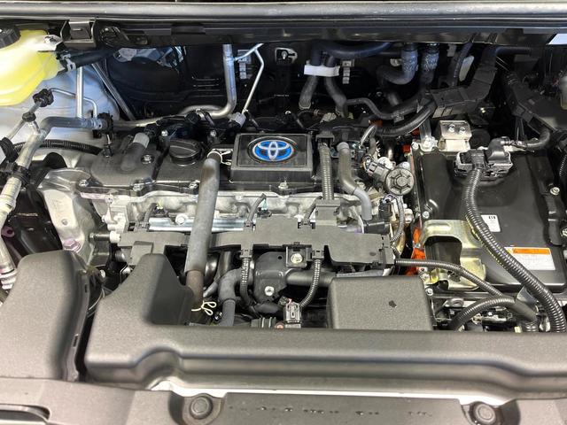 ノア ハイブリッドＳ－Ｇ　純正１０．５型ナビ　トヨタチームメイト　快適利便ＰＫＧ　後席モニター　ユニバーサルステップ　全周囲カメラ　衝突被害軽減システム　レーダークルーズ　ＬＥＤヘッド　ＥＴＣ２．０　オートハイビーム（19枚目）