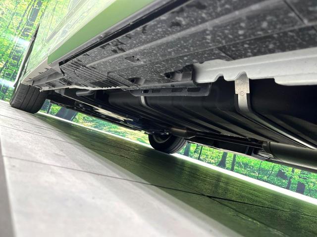 ノア ハイブリッドＳ－Ｇ　純正１０．５型ナビ　トヨタチームメイト　快適利便ＰＫＧ　後席モニター　ユニバーサルステップ　全周囲カメラ　衝突被害軽減システム　レーダークルーズ　ＬＥＤヘッド　ＥＴＣ２．０　オートハイビーム（22枚目）