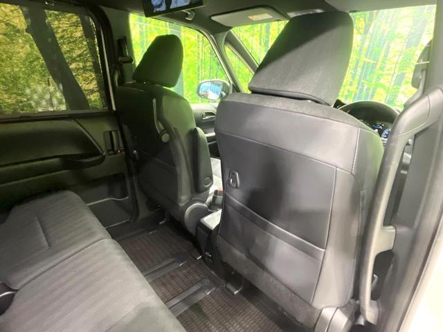 ノア ハイブリッドＳ－Ｇ　純正１０．５型ナビ　トヨタチームメイト　快適利便ＰＫＧ　後席モニター　ユニバーサルステップ　全周囲カメラ　衝突被害軽減システム　レーダークルーズ　ＬＥＤヘッド　ＥＴＣ２．０　オートハイビーム（59枚目）