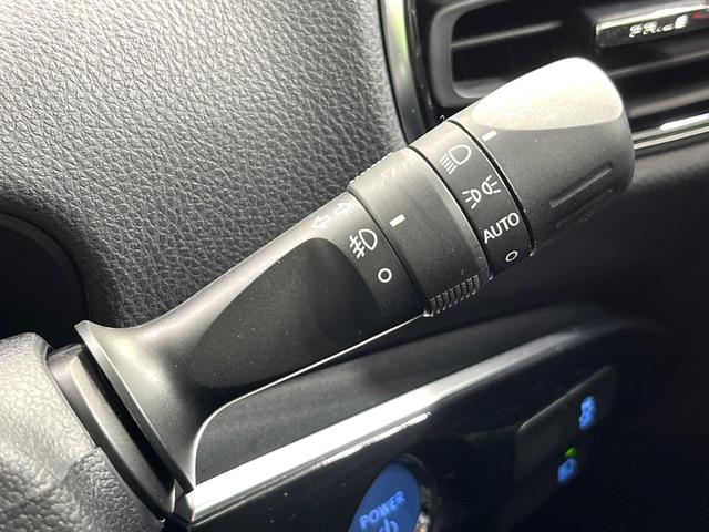 プリウスＰＨＶ Ｓナビパッケージ　Ｔコネクト１１．６型ナビ　バックカメラ　プリクラッシュセーフティ　レーダークルーズコントロール　前席シートヒーター　ＥＴＣ　ドライブレコーダー　ＬＥＤヘッド　オートエアコン（50枚目）