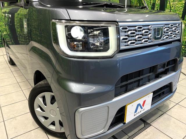 【ＬＥＤヘッドライト】悪天候や夜間走行時も良好な視界を確保し安心して運転できる高輝度ＬＥＤヘッドライトを装備！点灯速度が早く、消費電力も抑えられています。