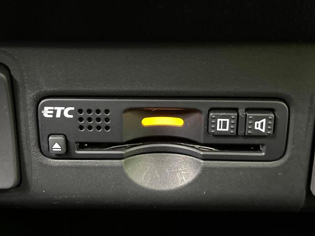 【ＥＴＣ】高速道路の料金所をストレスなく通過！話題のスポットやサービスエリアに多い「スマートＩＣ」利用時は必須のアイテムです。当店でセットアップを実施、ご納車当日からすぐにご利用いただけます！