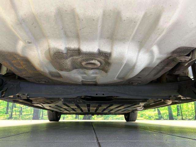 フィット １３Ｇ・スマートセレクション　ファインスタイル　純正ナビ　バックカメラ　スマートキー　ＨＩＤヘッドライト　ビルトインＥＴＣ　ドライブレコーダー　１４インチアルミホイール　オートライト　オートエアコン　ＣＤ　ＴＶ　電動格納ミラー　禁煙（22枚目）