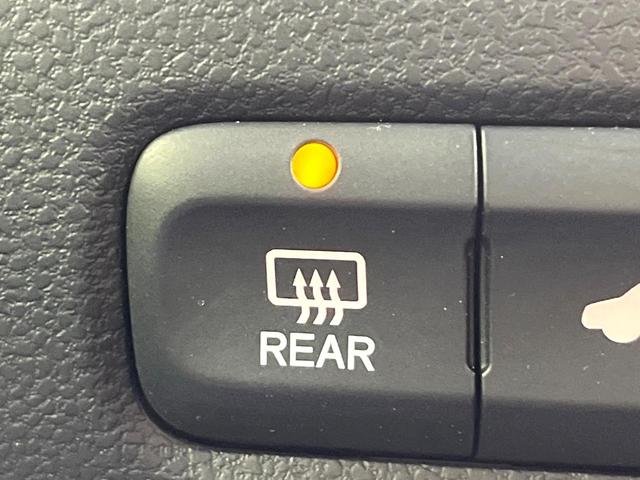 フィット １３Ｇ・スマートセレクション　ファインスタイル　純正ナビ　バックカメラ　スマートキー　ＨＩＤヘッドライト　ビルトインＥＴＣ　ドライブレコーダー　１４インチアルミホイール　オートライト　オートエアコン　ＣＤ　ＴＶ　電動格納ミラー　禁煙（34枚目）