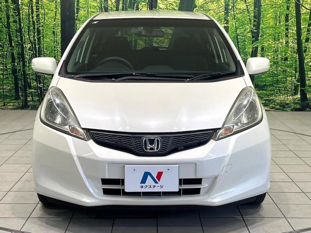 フィット １３Ｇ・スマートセレクション　ファインスタイル　純正ナビ　バックカメラ　スマートキー　ＨＩＤヘッドライト　ビルトインＥＴＣ　ドライブレコーダー　１４インチアルミホイール　オートライト　オートエアコン　ＣＤ　ＴＶ　電動格納ミラー　禁煙（52枚目）