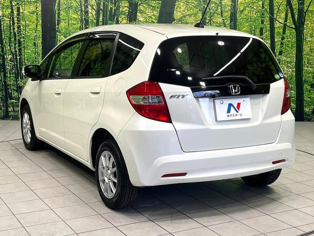 フィット １３Ｇ・スマートセレクション　ファインスタイル　純正ナビ　バックカメラ　スマートキー　ＨＩＤヘッドライト　ビルトインＥＴＣ　ドライブレコーダー　１４インチアルミホイール　オートライト　オートエアコン　ＣＤ　ＴＶ　電動格納ミラー　禁煙（55枚目）