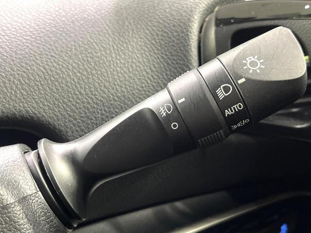 プリウス Sツーリングセレクション 純正9型ナビ モデリスエアロ 衝突被害軽減システム クルーズコントロール コーナーセンサー 100V電源 LEDヘッドライト ビルトインETC オートハイビーム 車線逸脱警報 オートライト(44枚目)