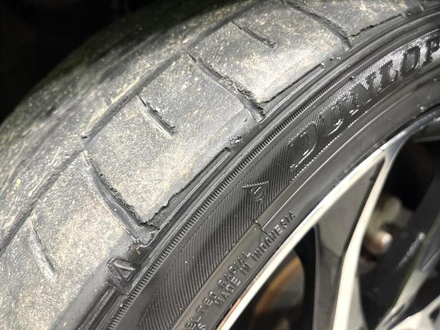 プリウス Sツーリングセレクション 純正9型ナビ モデリスエアロ 衝突被害軽減システム クルーズコントロール コーナーセンサー 100V電源 LEDヘッドライト ビルトインETC オートハイビーム 車線逸脱警報 オートライト(65枚目)