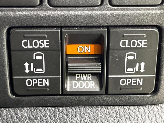 ヴォクシー ＺＳ　煌ＩＩＩ　純正９型ナビ　両側パワースライドドア　フリップダウンモニター　クルーズコントロール　トヨタセーフティセンス　バックカメラ　ＥＴＣ　ドライブレコーダー　ＬＥＤヘッドライト　純正１６インチアルミホイール（6枚目）