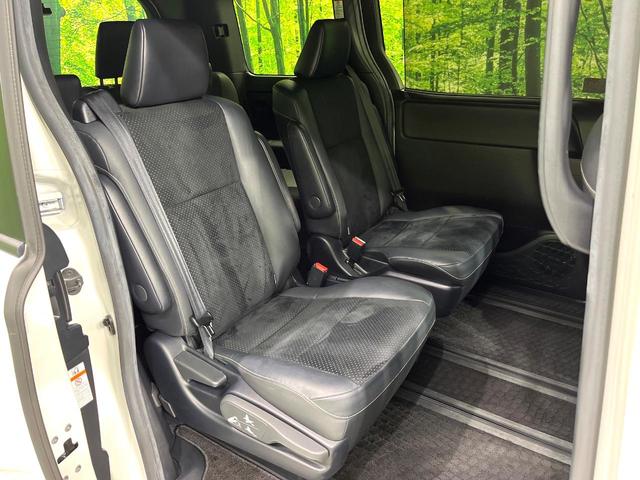 ヴォクシー ＺＳ　煌ＩＩＩ　純正９型ナビ　両側パワースライドドア　フリップダウンモニター　クルーズコントロール　トヨタセーフティセンス　バックカメラ　ＥＴＣ　ドライブレコーダー　ＬＥＤヘッドライト　純正１６インチアルミホイール（9枚目）