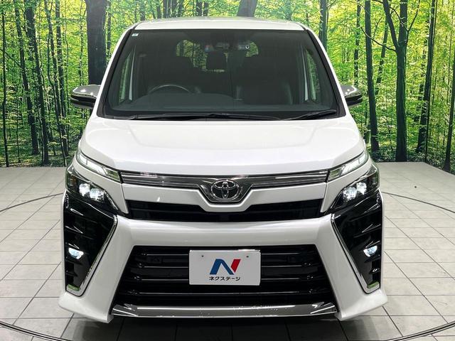 ヴォクシー ＺＳ　煌ＩＩＩ　純正９型ナビ　両側パワースライドドア　フリップダウンモニター　クルーズコントロール　トヨタセーフティセンス　バックカメラ　ＥＴＣ　ドライブレコーダー　ＬＥＤヘッドライト　純正１６インチアルミホイール（15枚目）