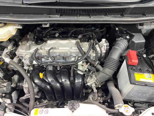 ヴォクシー ＺＳ　煌ＩＩＩ　純正９型ナビ　両側パワースライドドア　フリップダウンモニター　クルーズコントロール　トヨタセーフティセンス　バックカメラ　ＥＴＣ　ドライブレコーダー　ＬＥＤヘッドライト　純正１６インチアルミホイール（19枚目）