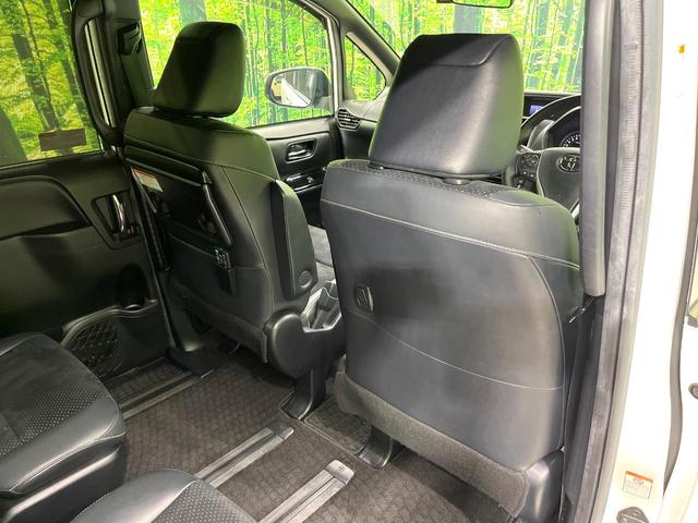 ヴォクシー ＺＳ　煌ＩＩＩ　純正９型ナビ　両側パワースライドドア　フリップダウンモニター　クルーズコントロール　トヨタセーフティセンス　バックカメラ　ＥＴＣ　ドライブレコーダー　ＬＥＤヘッドライト　純正１６インチアルミホイール（38枚目）