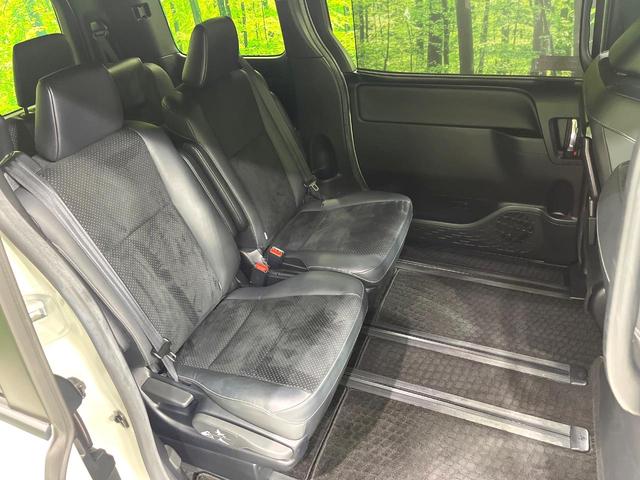 ヴォクシー ＺＳ　煌ＩＩＩ　純正９型ナビ　両側パワースライドドア　フリップダウンモニター　クルーズコントロール　トヨタセーフティセンス　バックカメラ　ＥＴＣ　ドライブレコーダー　ＬＥＤヘッドライト　純正１６インチアルミホイール（39枚目）