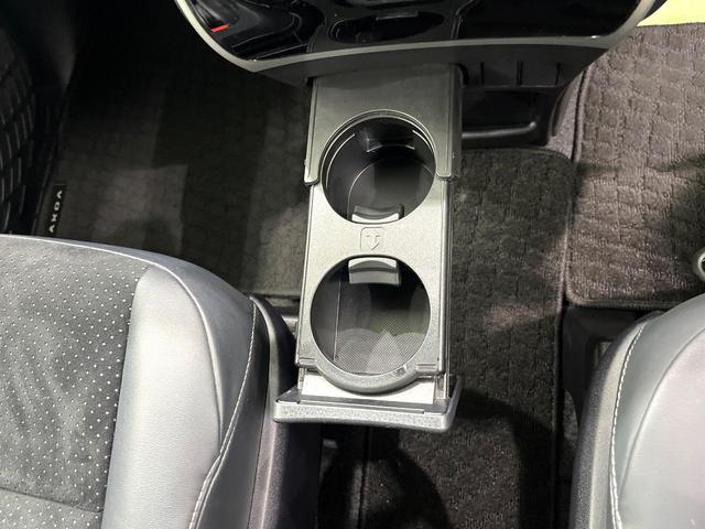 ヴォクシー ＺＳ　煌ＩＩＩ　純正９型ナビ　両側パワースライドドア　フリップダウンモニター　クルーズコントロール　トヨタセーフティセンス　バックカメラ　ＥＴＣ　ドライブレコーダー　ＬＥＤヘッドライト　純正１６インチアルミホイール（59枚目）