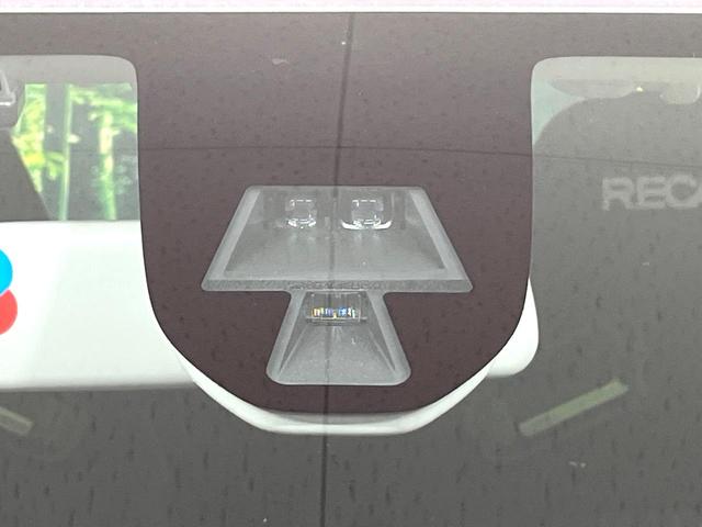 アルトワークス ベースグレード セーフティサポート 純正ナビ RECAROシート 純正15インチアルミホイール HIDヘッドライト ETC スマートキー オートエアコン Bluetooth 禁煙(3枚目)