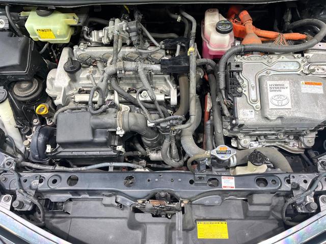 カローラフィールダー ハイブリッドG エアロツアラー・ダブルバイビー 純正SDナビ バックカメラ ハーフレザーシート ETC HIDヘッドランプ フォグランプ スマートキー オートライト オートエアコン フルセグTV Bluetooth再生 禁煙車(18枚目)