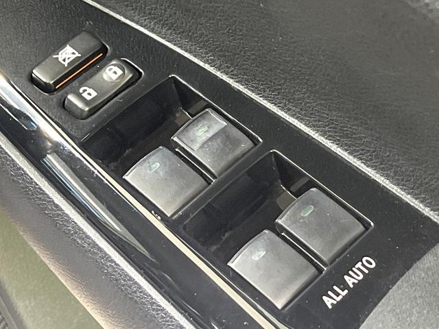 カローラフィールダー ハイブリッドG エアロツアラー・ダブルバイビー 純正SDナビ バックカメラ ハーフレザーシート ETC HIDヘッドランプ フォグランプ スマートキー オートライト オートエアコン フルセグTV Bluetooth再生 禁煙車(43枚目)