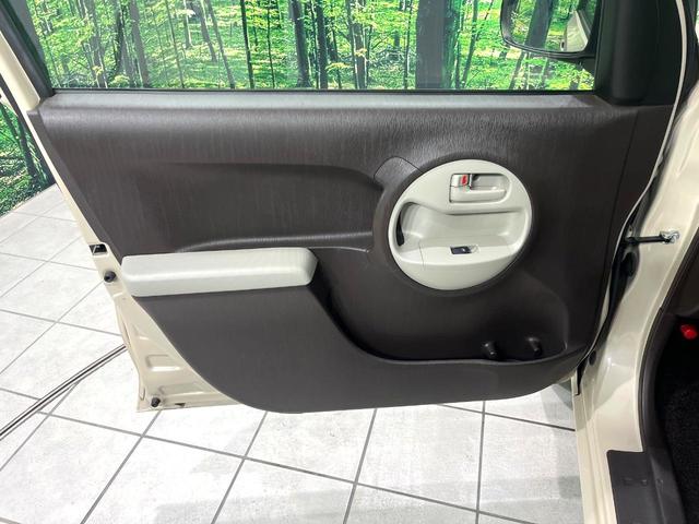 パッソ プラスハナ　純正ナビ　バックカメラ　ＥＴＣ　オートエアコン　スマートキー　ＨＩＤヘッド　電動格納ミラー　パワーウィンドウ　プライバシーガラス　盗難防止システム　純正１４インチアルミホイール（36枚目）