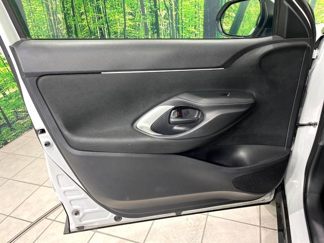 ヤリスクロス G 純正8型ディスプレイオーディオ パノラミックビューモニター 電動パーキングブレーキ セーフティセンス レーダークルーズコントロール LEDヘッドランプ Bluetooth再生 ETC スマートキー(36枚目)