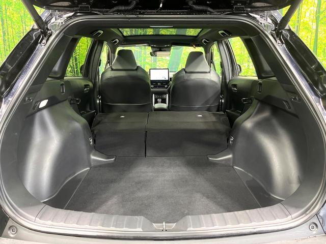 カローラクロス ハイブリッド　Ｚ　１０．５インチディスプレイ　全周囲カメラ　レーダークルーズ　禁煙車　前席シートヒーター　パワーシート　コーナーセンサー　スマートキー　ＬＥＤヘッド　ＥＴＣ２．０　純正１８インチアルミ　オートハイビーム（10枚目）