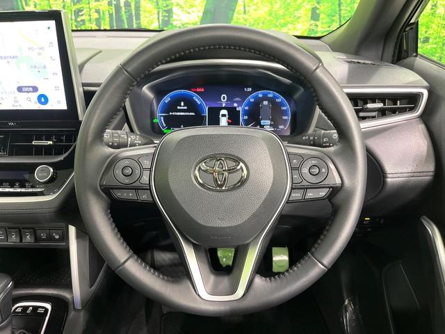 カローラクロス ハイブリッド　Ｚ　１０．５インチディスプレイ　全周囲カメラ　レーダークルーズ　禁煙車　前席シートヒーター　パワーシート　コーナーセンサー　スマートキー　ＬＥＤヘッド　ＥＴＣ２．０　純正１８インチアルミ　オートハイビーム（11枚目）