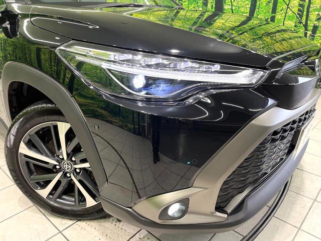 カローラクロス ハイブリッド　Ｚ　１０．５インチディスプレイ　全周囲カメラ　レーダークルーズ　禁煙車　前席シートヒーター　パワーシート　コーナーセンサー　スマートキー　ＬＥＤヘッド　ＥＴＣ２．０　純正１８インチアルミ　オートハイビーム（12枚目）