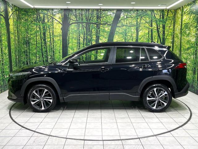 カローラクロス ハイブリッド　Ｚ　１０．５インチディスプレイ　全周囲カメラ　レーダークルーズ　禁煙車　前席シートヒーター　パワーシート　コーナーセンサー　スマートキー　ＬＥＤヘッド　ＥＴＣ２．０　純正１８インチアルミ　オートハイビーム（27枚目）