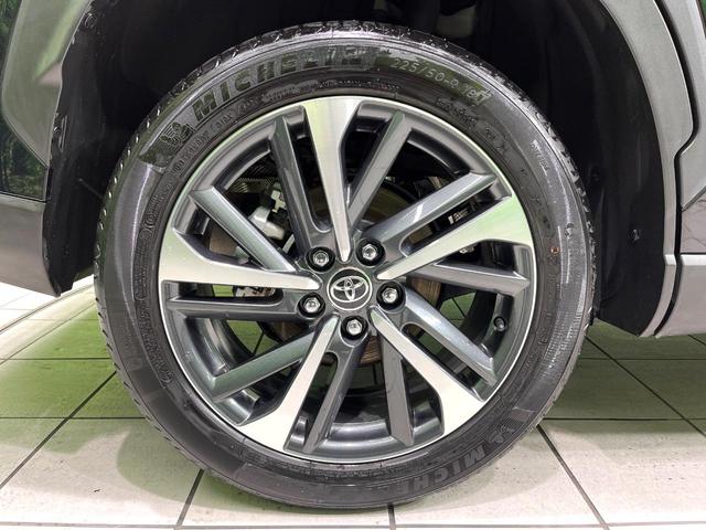 カローラクロス ハイブリッド　Ｚ　１０．５インチディスプレイ　全周囲カメラ　レーダークルーズ　禁煙車　前席シートヒーター　パワーシート　コーナーセンサー　スマートキー　ＬＥＤヘッド　ＥＴＣ２．０　純正１８インチアルミ　オートハイビーム（32枚目）