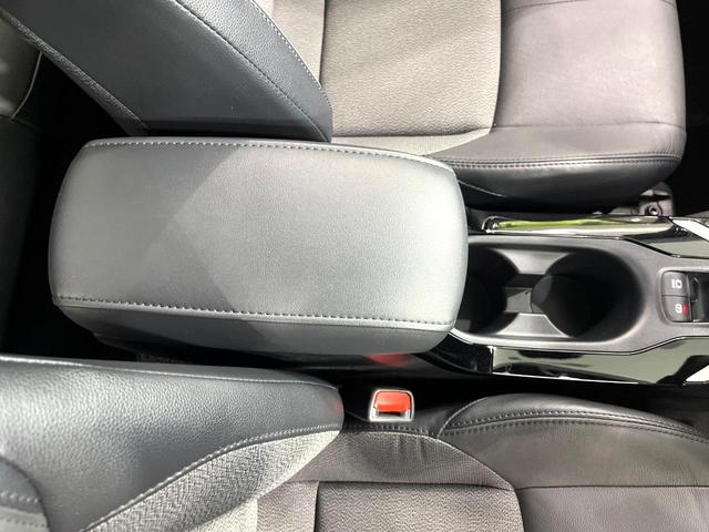 カローラクロス ハイブリッド　Ｚ　１０．５インチディスプレイ　全周囲カメラ　レーダークルーズ　禁煙車　前席シートヒーター　パワーシート　コーナーセンサー　スマートキー　ＬＥＤヘッド　ＥＴＣ２．０　純正１８インチアルミ　オートハイビーム（56枚目）