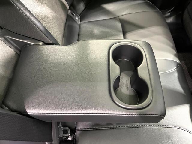 カローラクロス ハイブリッド　Ｚ　１０．５インチディスプレイ　全周囲カメラ　レーダークルーズ　禁煙車　前席シートヒーター　パワーシート　コーナーセンサー　スマートキー　ＬＥＤヘッド　ＥＴＣ２．０　純正１８インチアルミ　オートハイビーム（58枚目）