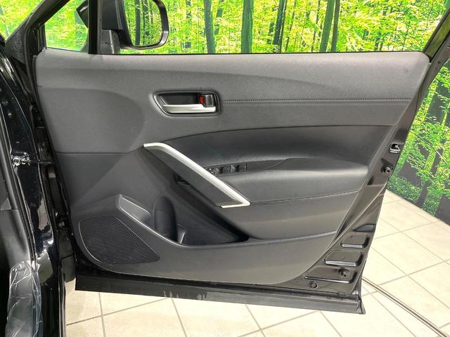 カローラクロス ハイブリッド　Ｚ　１０．５インチディスプレイ　全周囲カメラ　レーダークルーズ　禁煙車　前席シートヒーター　パワーシート　コーナーセンサー　スマートキー　ＬＥＤヘッド　ＥＴＣ２．０　純正１８インチアルミ　オートハイビーム（59枚目）