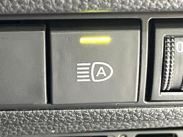 カローラクロス ハイブリッド　Ｚ　１０．５インチディスプレイ　全周囲カメラ　レーダークルーズ　禁煙車　前席シートヒーター　パワーシート　コーナーセンサー　スマートキー　ＬＥＤヘッド　ＥＴＣ２．０　純正１８インチアルミ　オートハイビーム（64枚目）