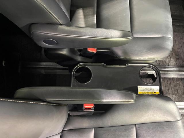 エスクァイア Ｇｉ　ブラックテーラード　純正１０型ナビ　バックカメラ　両側電動スライドドア　前席シートヒーター　セーフティセンス　クルーズコントロール　ＬＥＤヘッドランプ　合皮シート　リアオートエアコン　スマートキー　ＥＴＣ　禁煙車（42枚目）