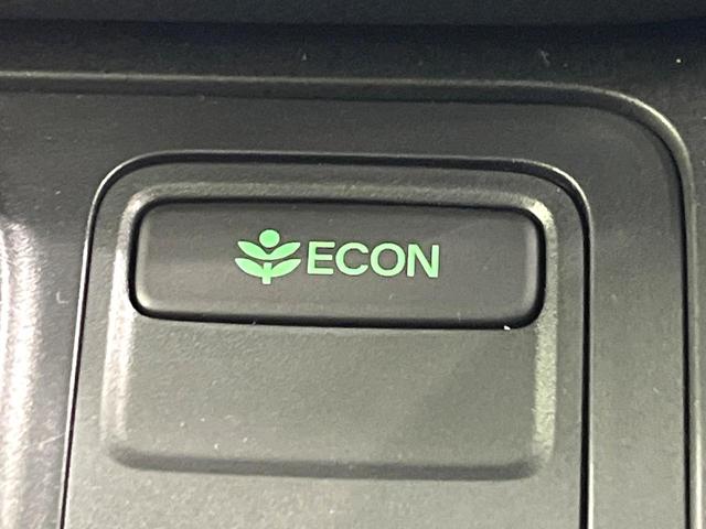 ステップワゴン ｅ：ＨＥＶスパーダ　登録済未使用車　純正１１．４型ナビ　バックカメラ　両側電動スライドドア　ホンダセンシング　パワーバックドア　ブラインドスポットモニター　前席シートヒーター　電動パーキングブレーキ（55枚目）