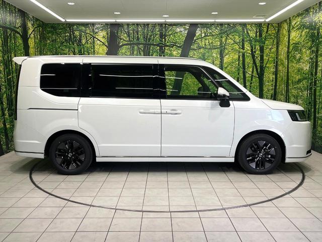 ステップワゴン ｅ：ＨＥＶスパーダ　登録済未使用車　純正１１．４型ナビ　バックカメラ　両側電動スライドドア　ホンダセンシング　パワーバックドア　ブラインドスポットモニター　前席シートヒーター　電動パーキングブレーキ（62枚目）