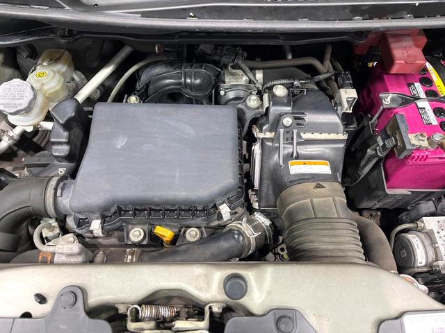 ワゴンＲスティングレー Ｔ　ディスプレイオーディオ　ＨＩＤヘッドランプ　オートエアコン　オートライト　フォグランプ　スマートキー　アイドリングストップ　シートアンダーボックス　アームレスト　純正１５インチアルミ　禁煙車（18枚目）