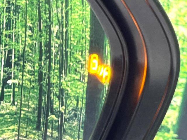 ヤリスクロス ハイブリッドＺ　純正８型ナビ　全周囲カメラ　ヘッドアップディスプレイ　ブラインドスポットモニター　ステアリングヒーター　シートヒーター　パワーシート　ハーフレザーシート　ドライブレコーダー　ＥＴＣ（7枚目）