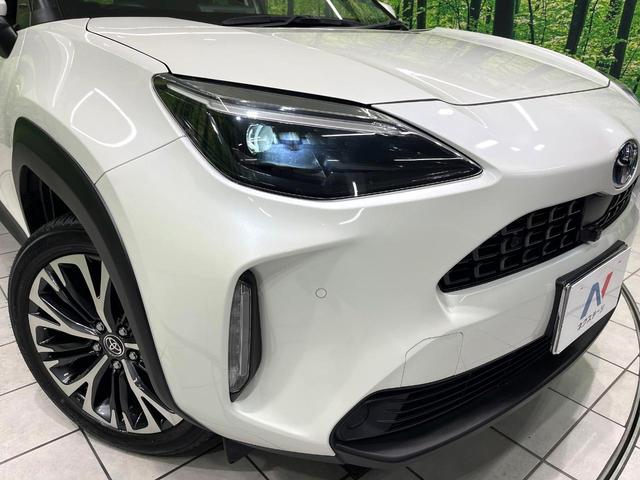 ヤリスクロス ハイブリッドＺ　純正８型ナビ　全周囲カメラ　ヘッドアップディスプレイ　ブラインドスポットモニター　ステアリングヒーター　シートヒーター　パワーシート　ハーフレザーシート　ドライブレコーダー　ＥＴＣ（12枚目）